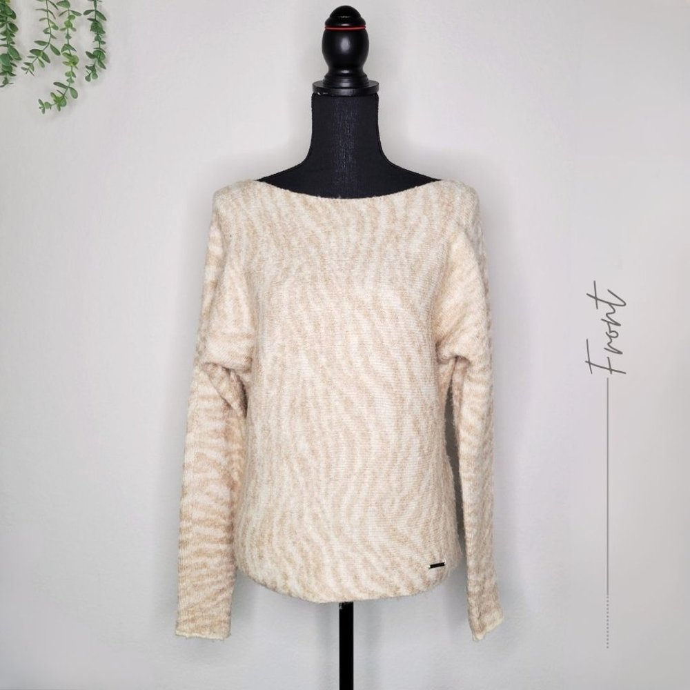 ABERCROMBIE ANIMAL PRINT SLASH NECKLINE SWEATER FOR WOMEN